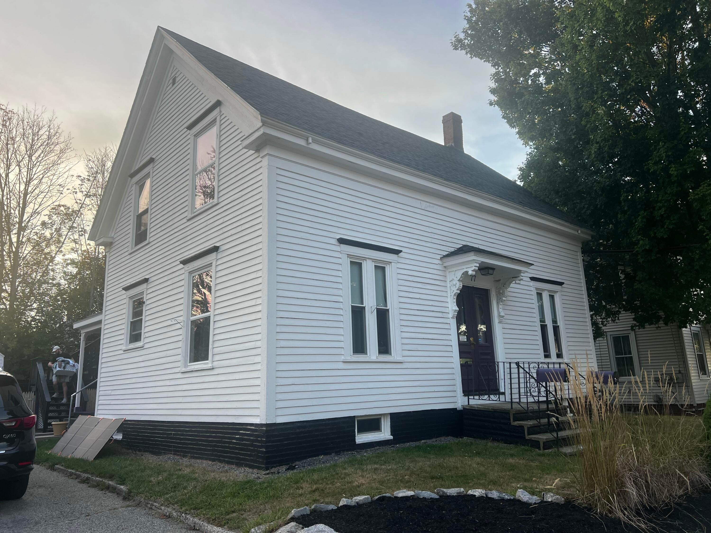 77 Central Street