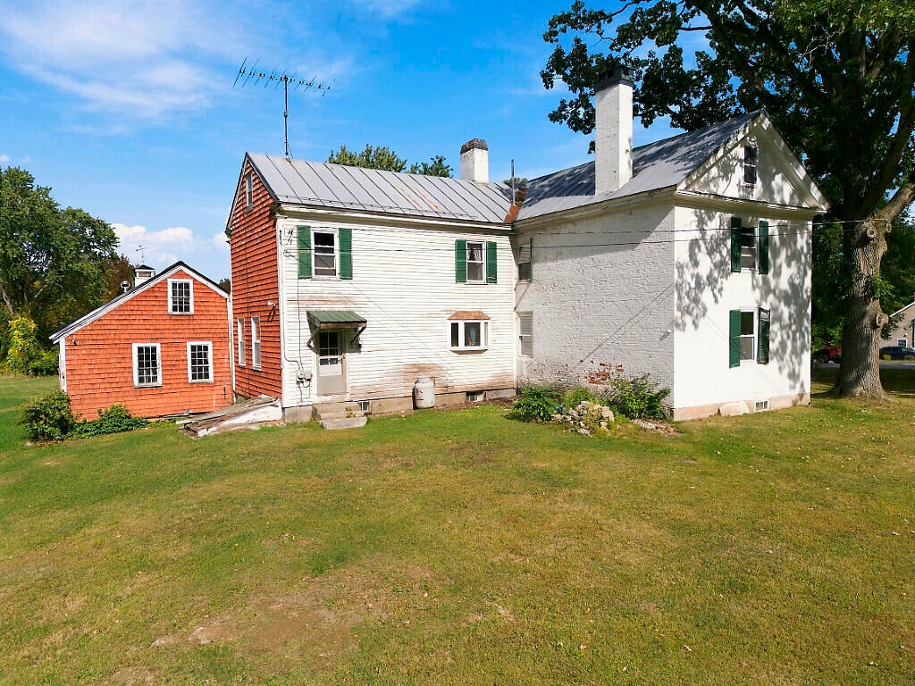 323 Augusta Road
