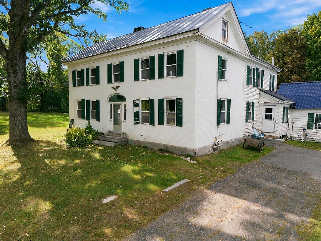 323 Augusta Road