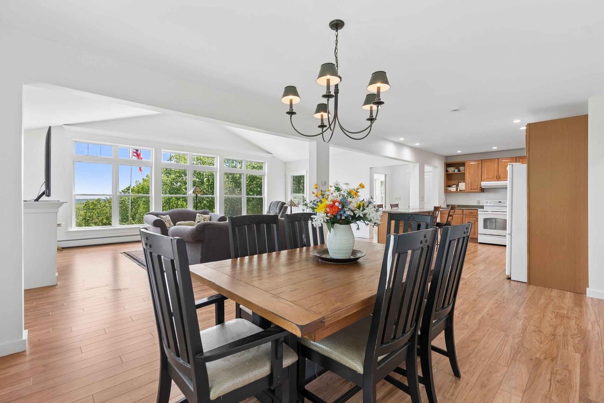 11 Clearview Lane