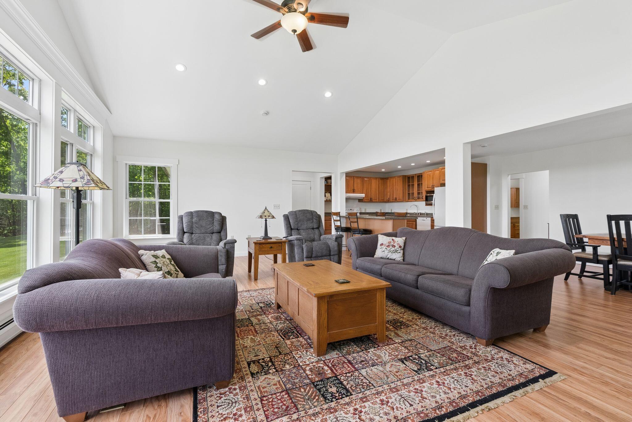 11 Clearview Lane