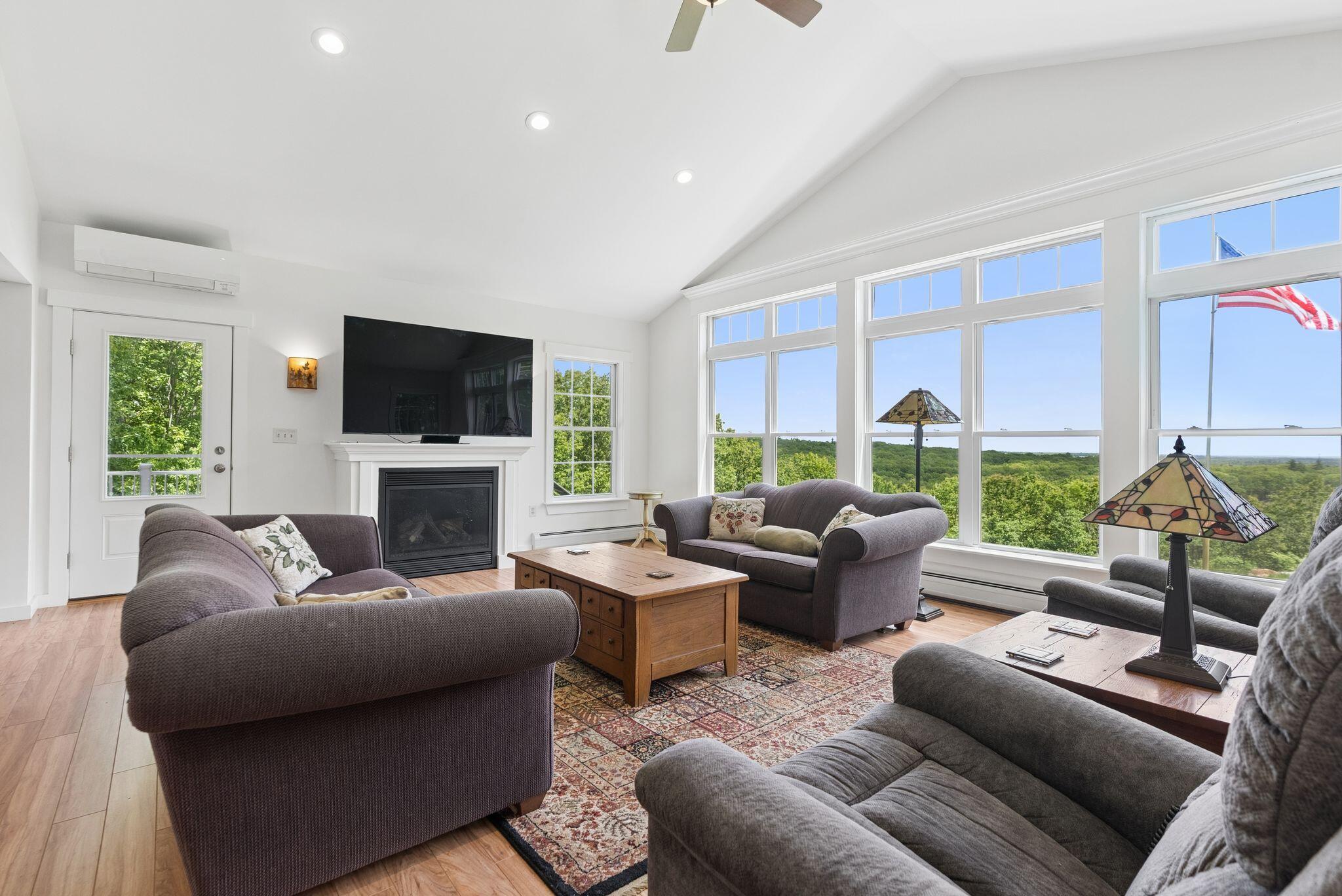 11 Clearview Lane