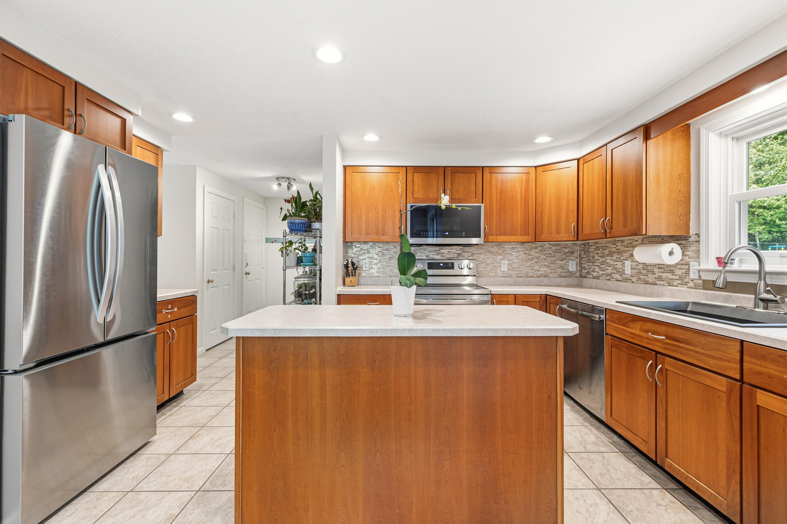 105 Gateway Commons Drive