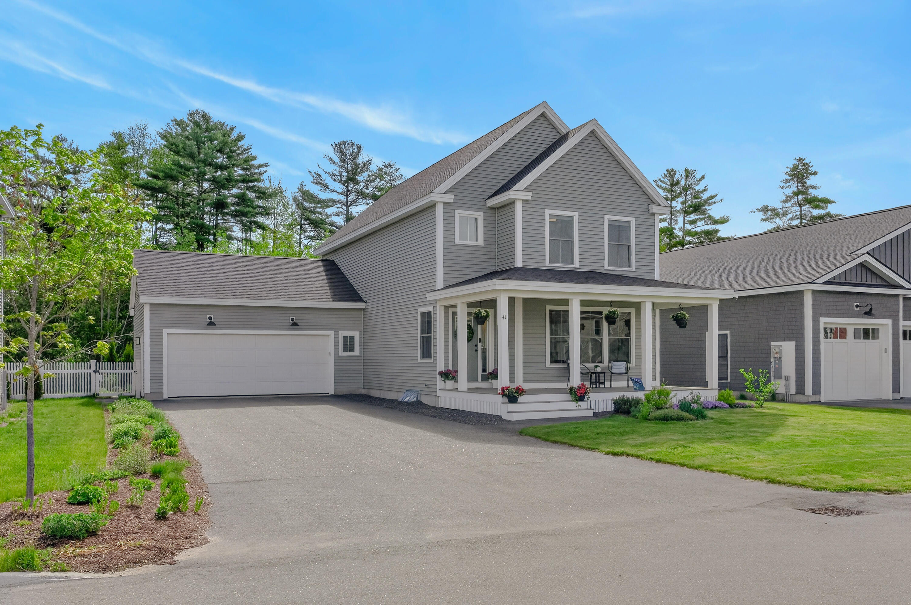 41 Pacer Way