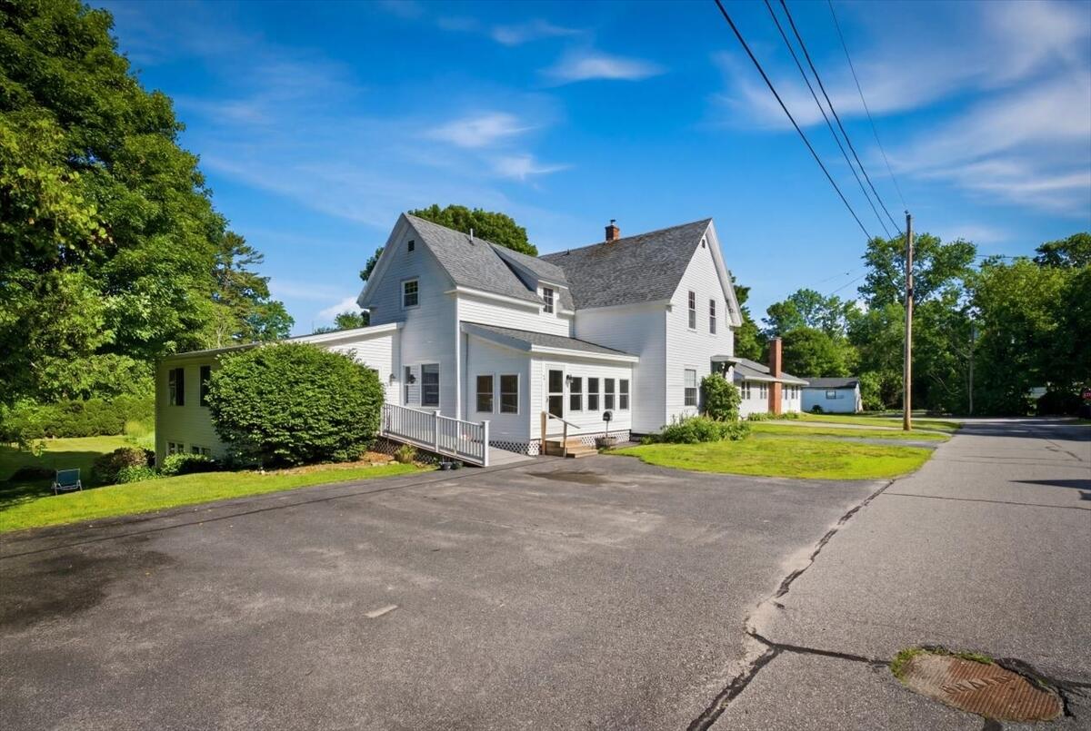 7 Middle Street