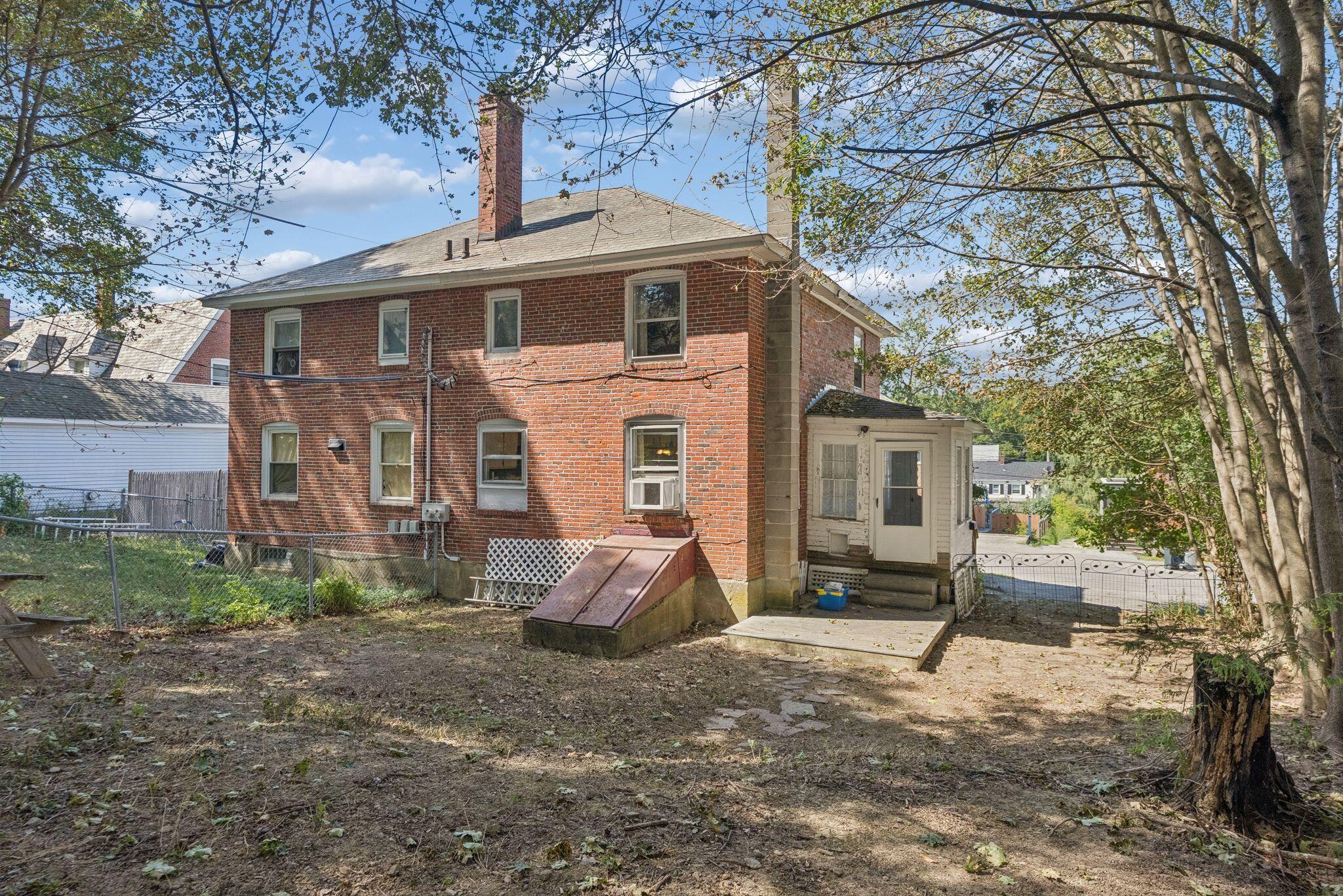 33 Meadow Way