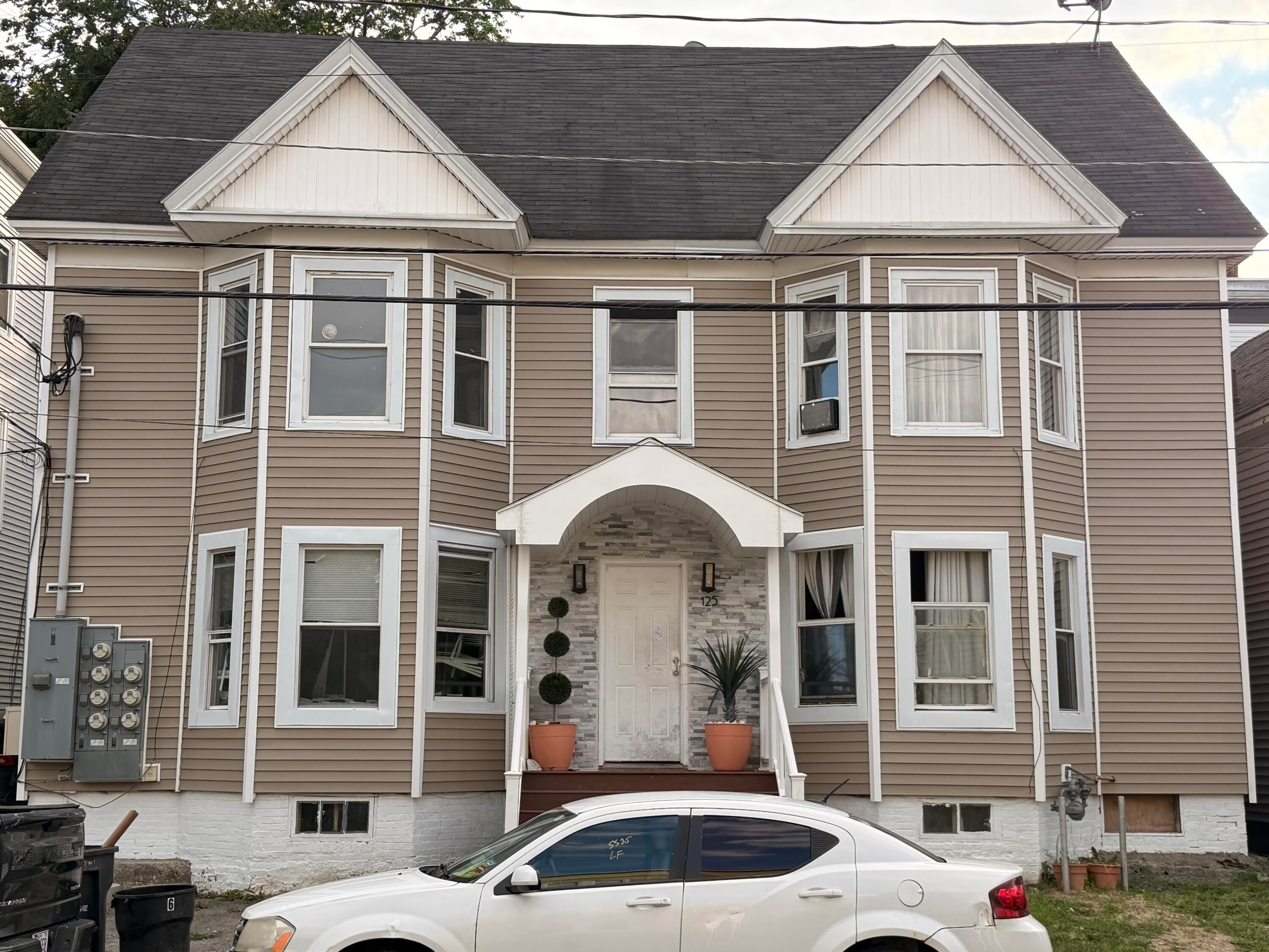 125 Pierce Street