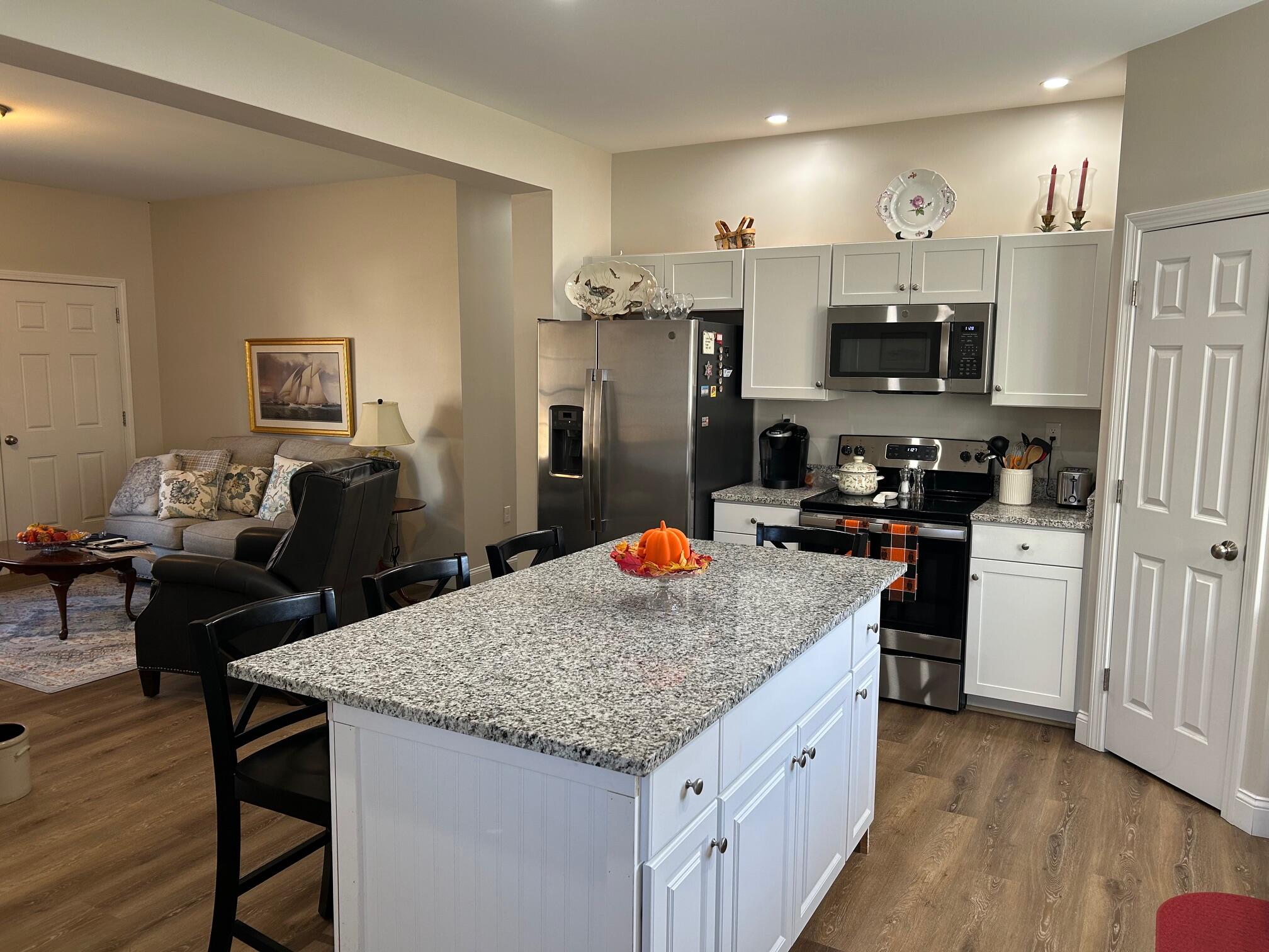 77 Spencer Hill Road
