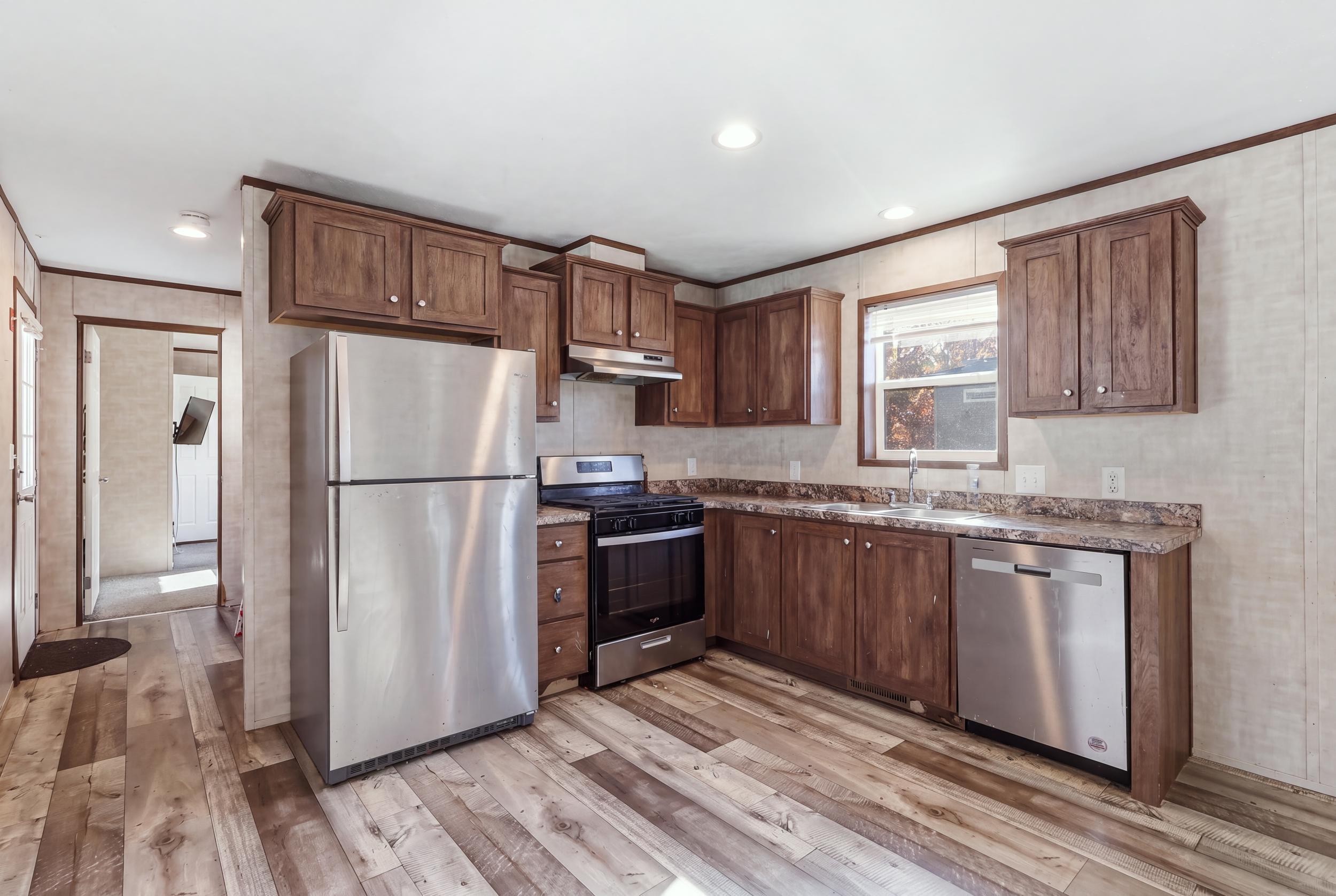 33 Cedarwood Drive