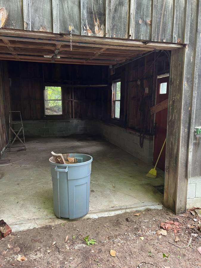 745 Lakeside Drive