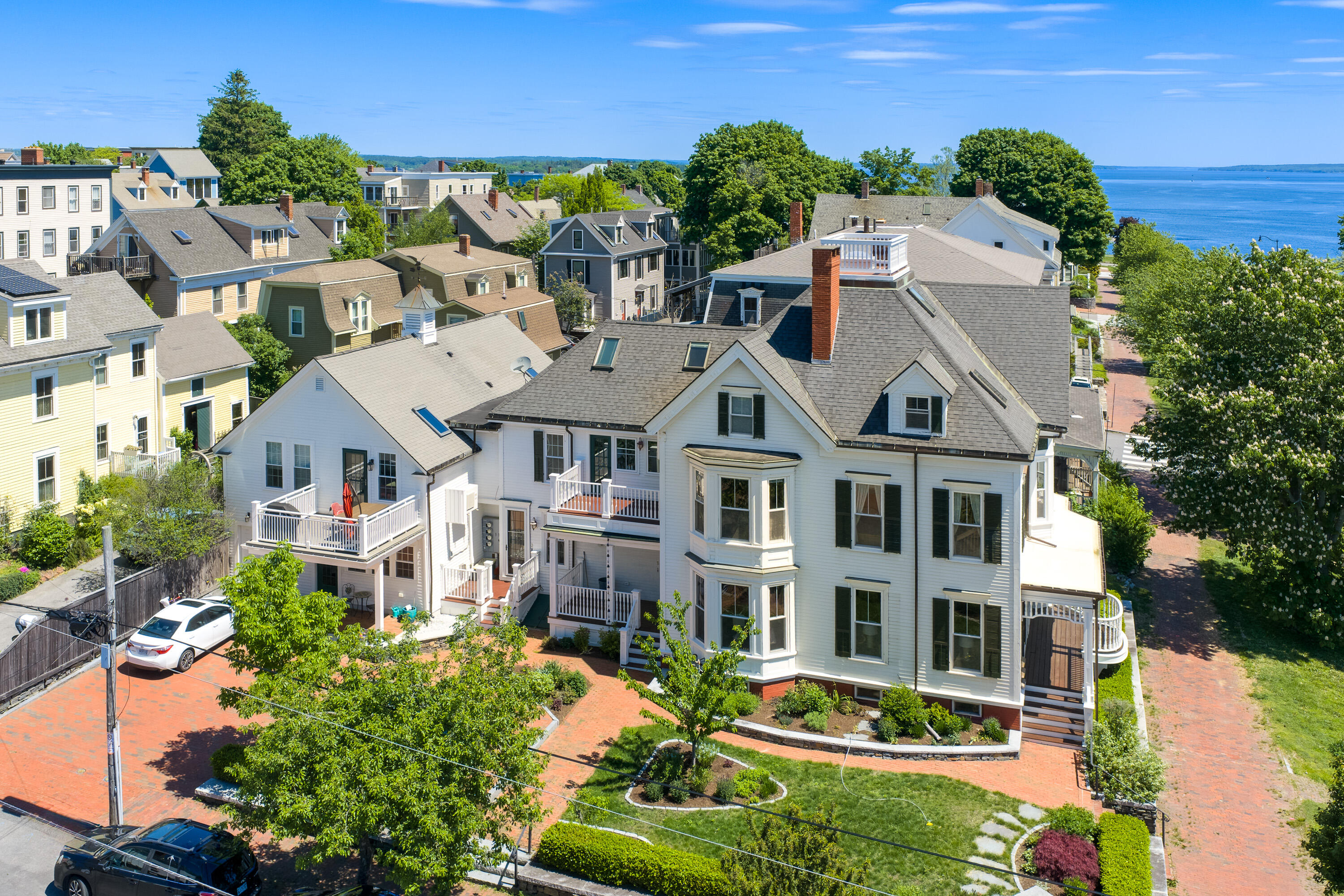 22 Eastern Promenade 1