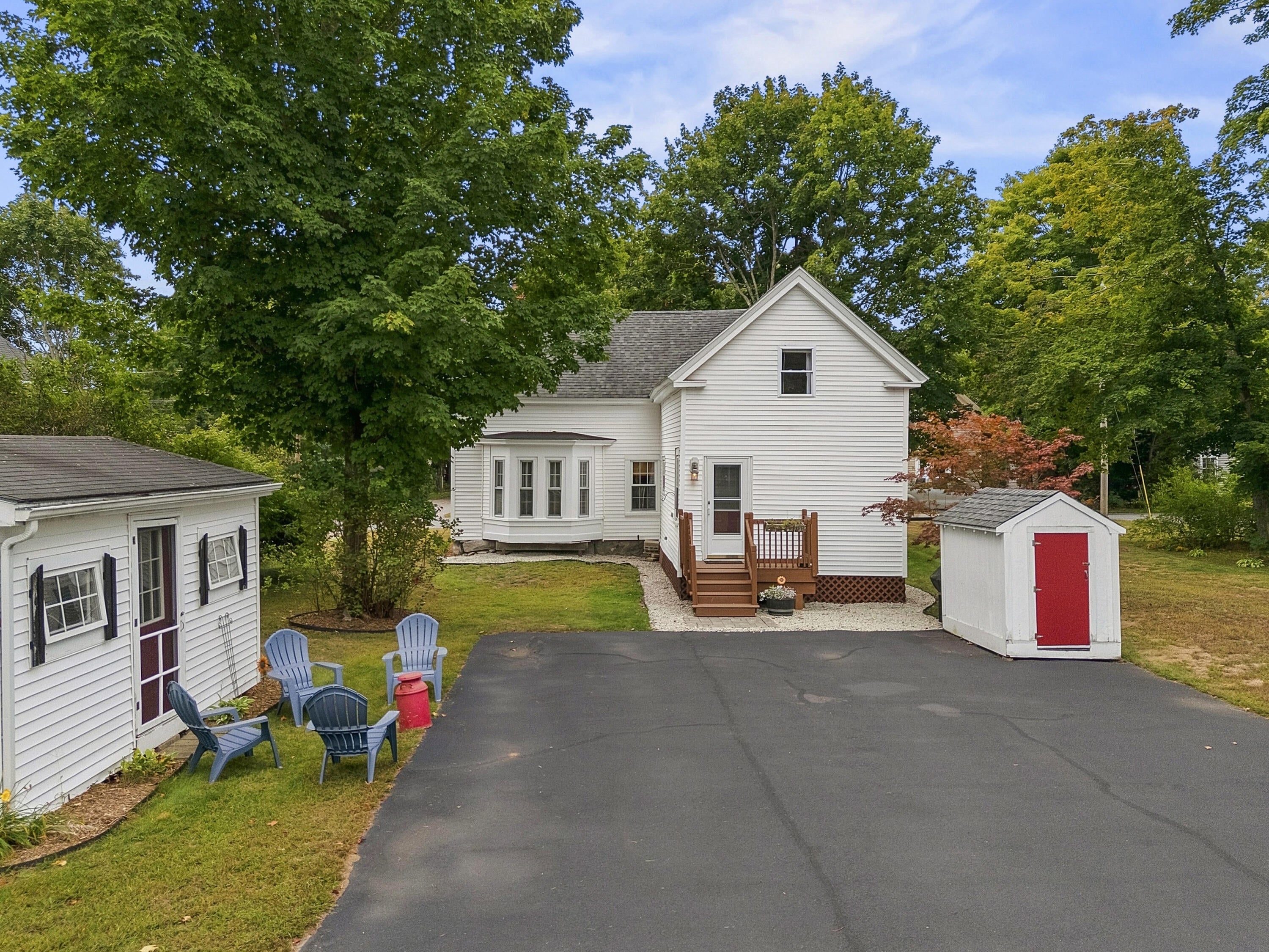 18 Maple Street
