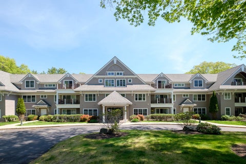 Photo of 100 Shepards Cove Road #H305, Kittery, ME 03904 (MLS # 1663514)