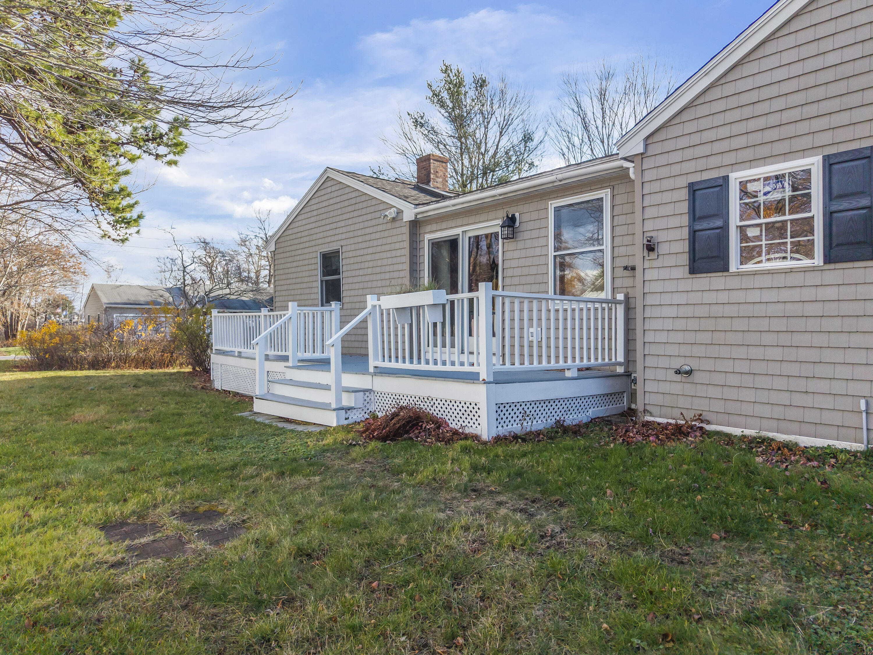 48 Howard Avenue