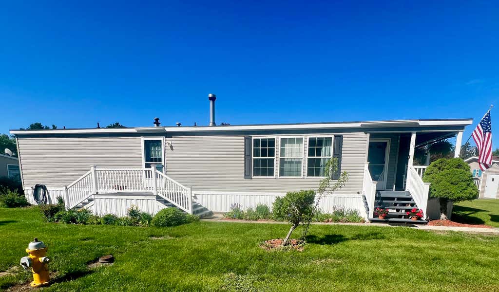 Photo of 20 Town and Country Drive, Lisbon, ME 04250 (MLS # 1665516)