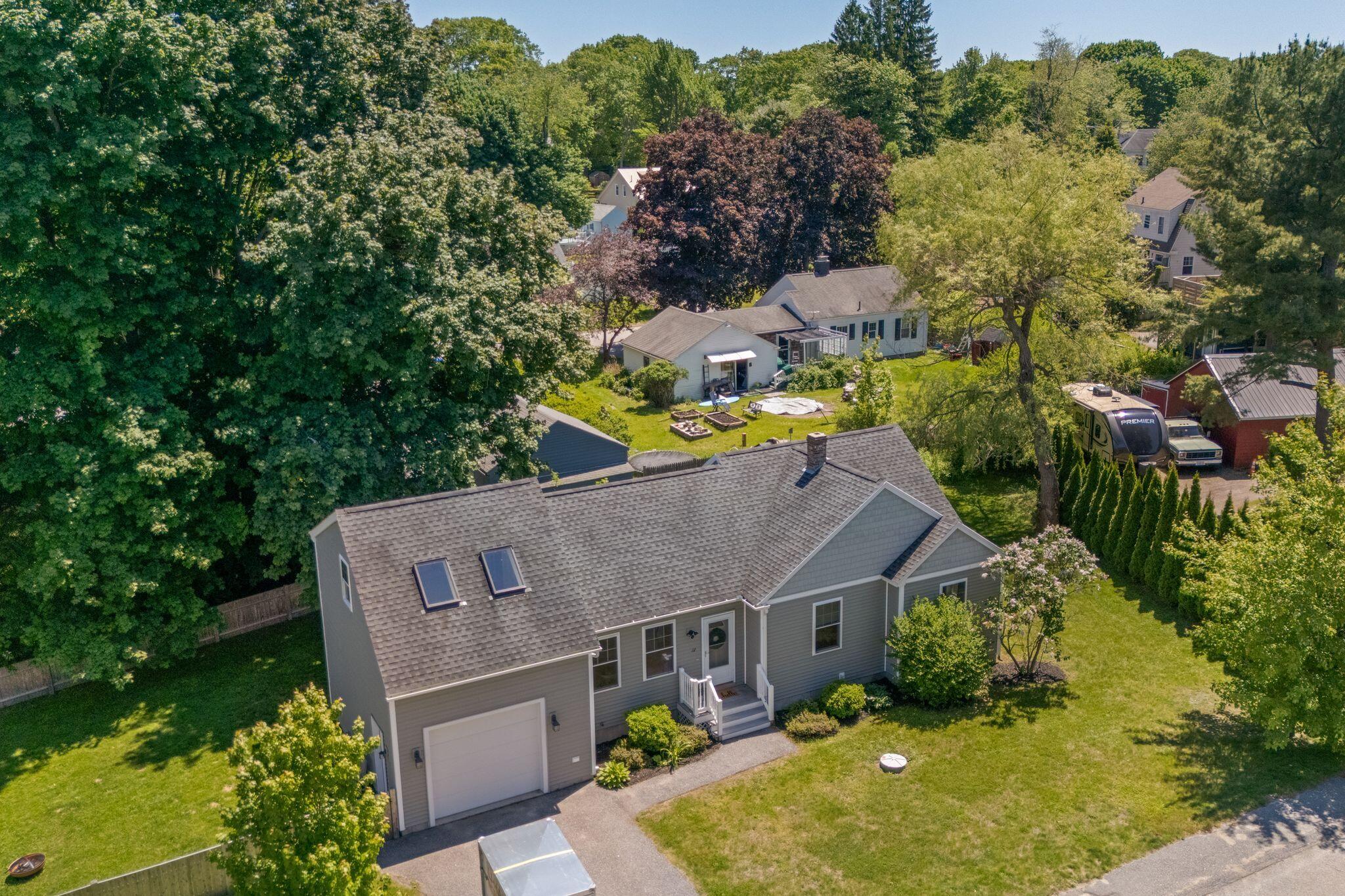 13 Summer Lane