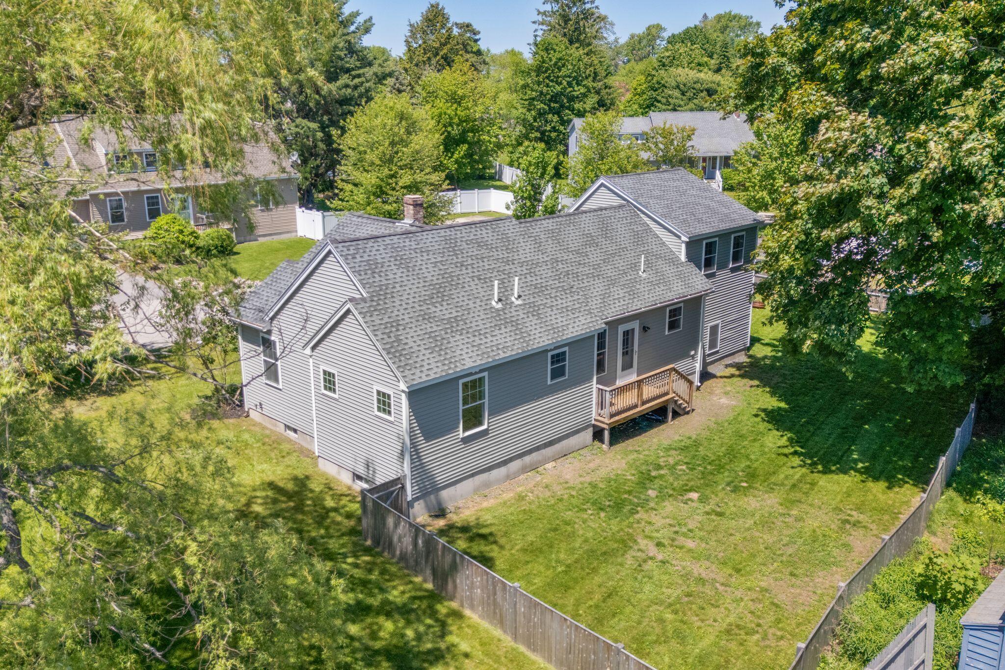 13 Summer Lane