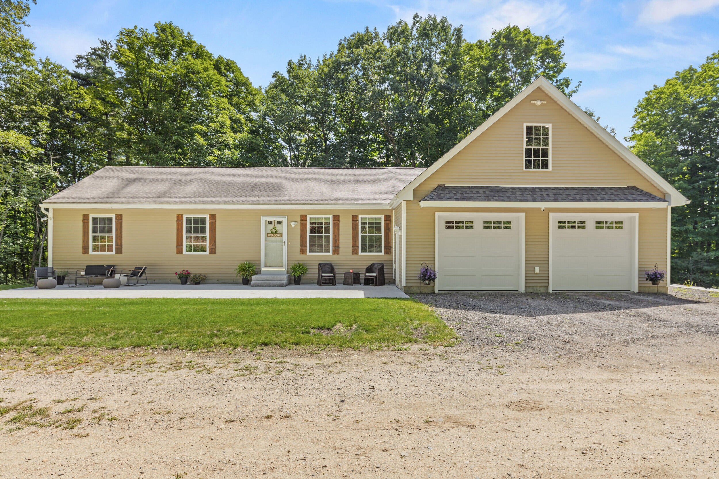 9 Emerald Way