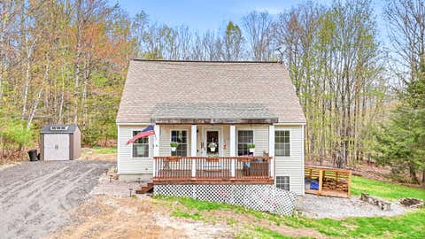 Photo of 14 Wipple Tree Lane, Naples, ME 04055 (MLS # 1662562)