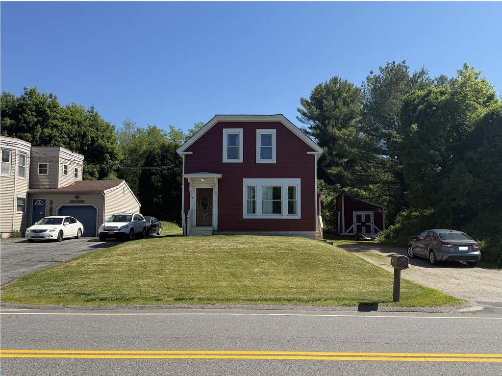 Photo of 17 Miami Avenue, Auburn, ME 04210 (MLS # 1666086)