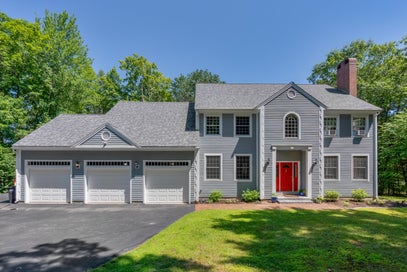 148 Hunter Way Falmouth ME 04105
