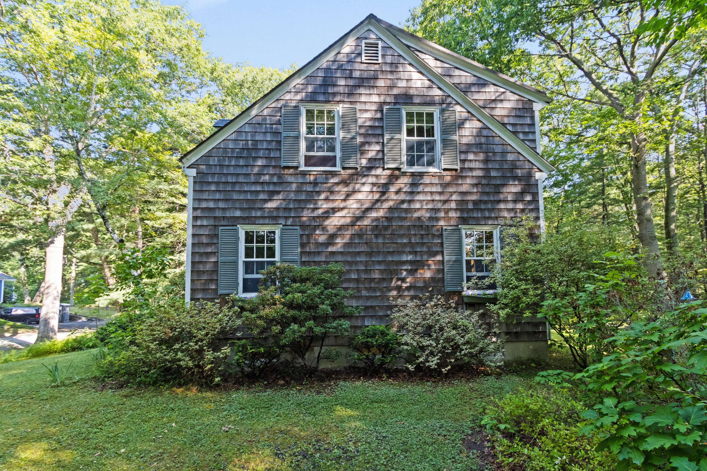 5 Lindenwood Road