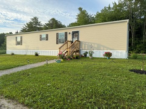 Photo of 28 Wardtown Road, Freeport, ME 04032 (MLS # 1668613)
