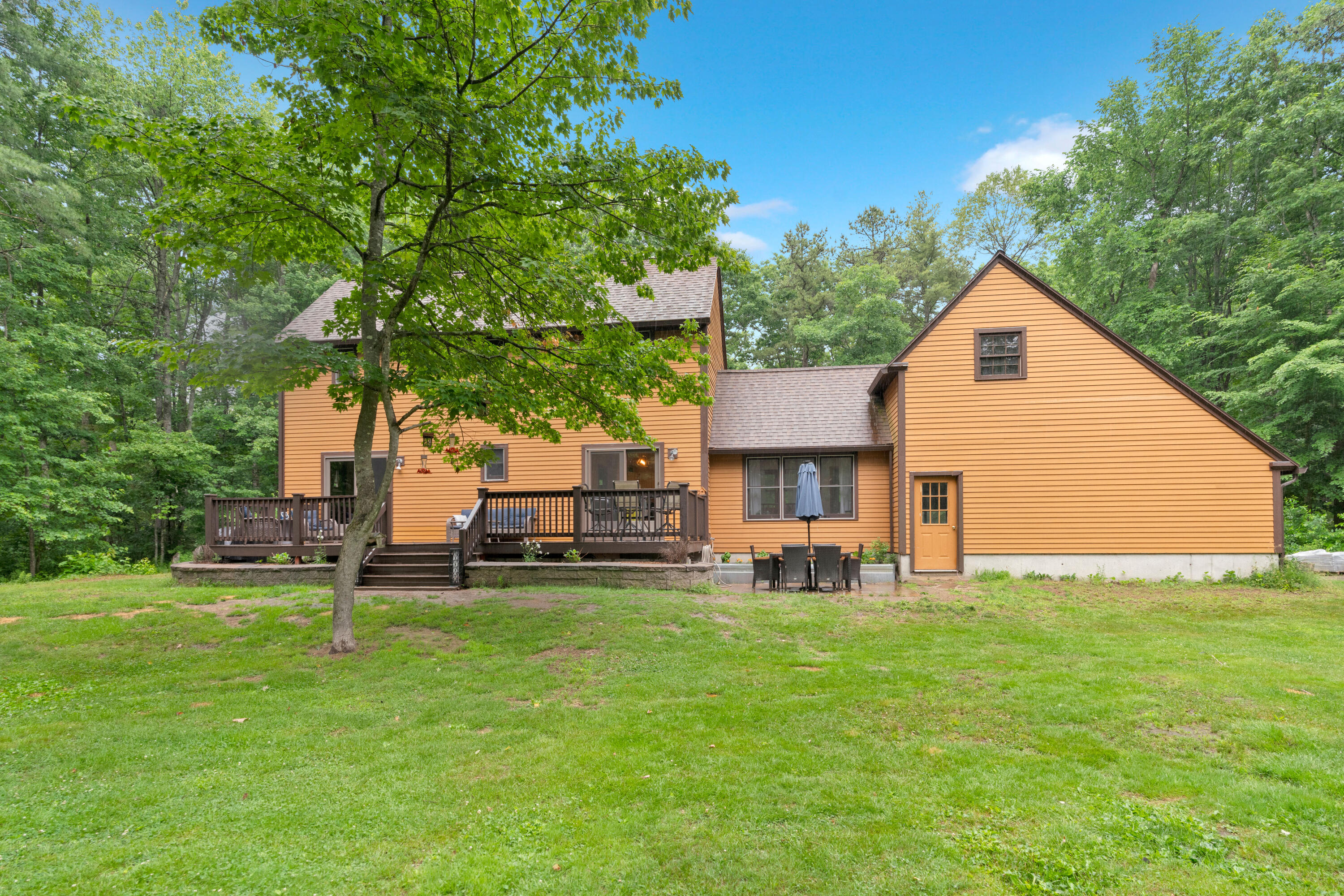 1148 West Road