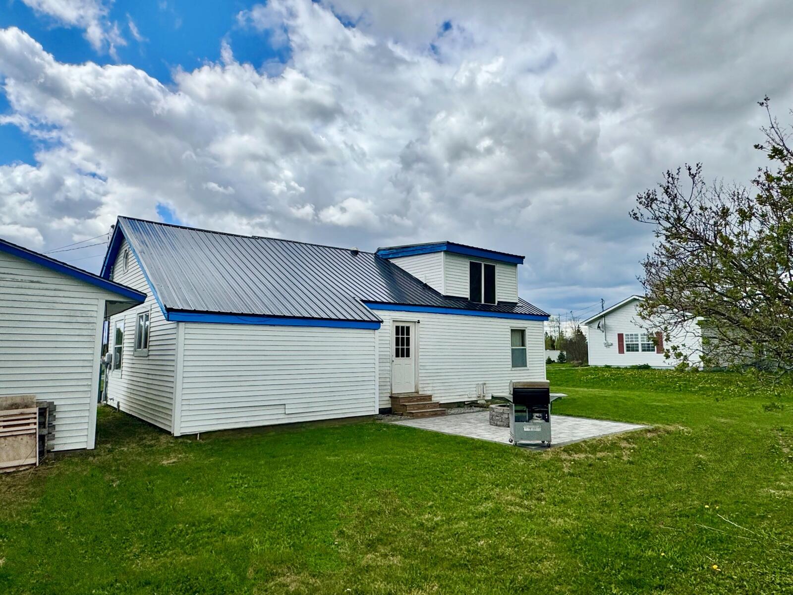 37 Woodland Road
