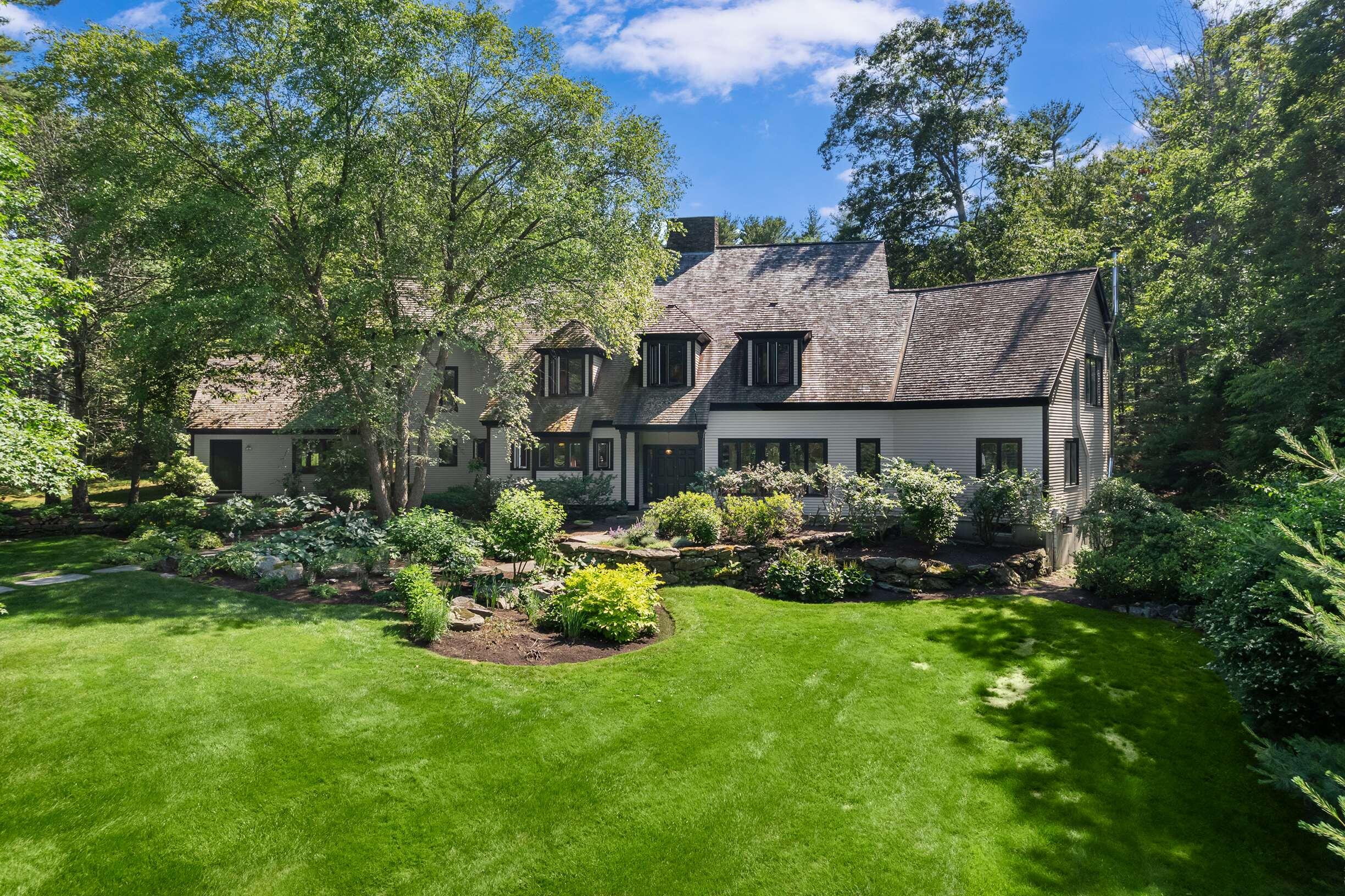 17 Pepperell Way