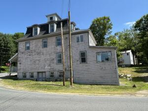 3 Center Hill Road