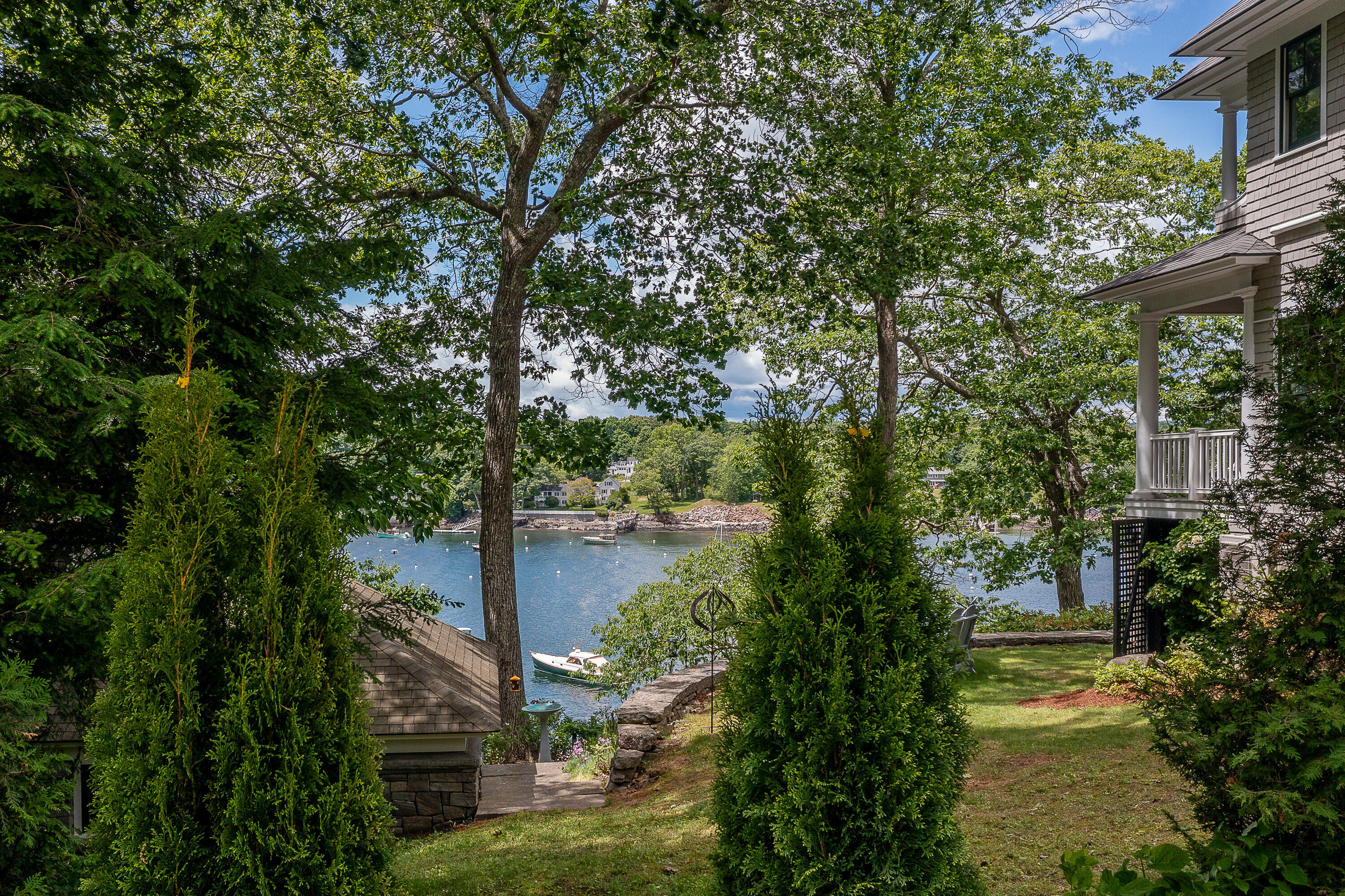 195 Beauchamp Point Road