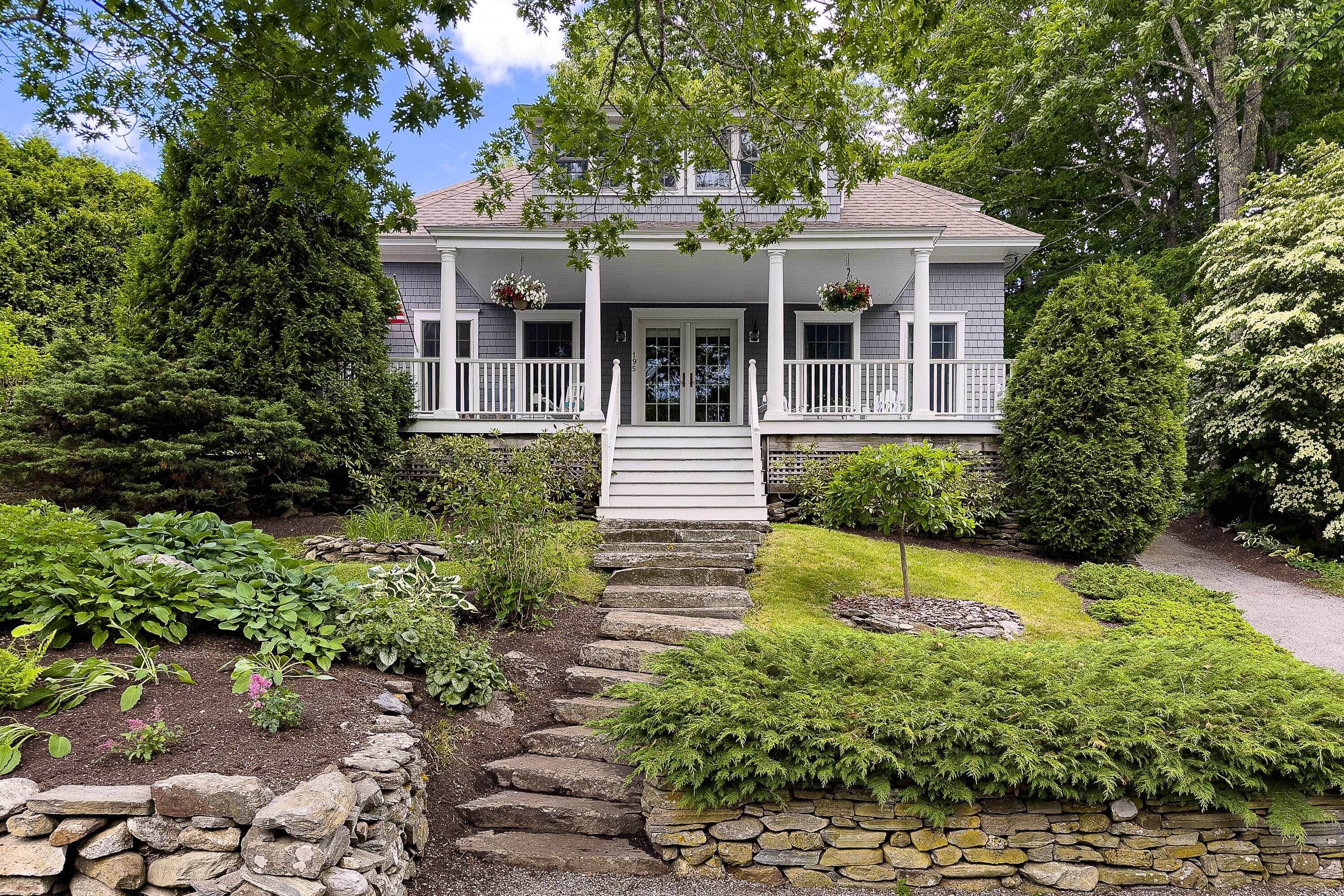 195 Beauchamp Point Road