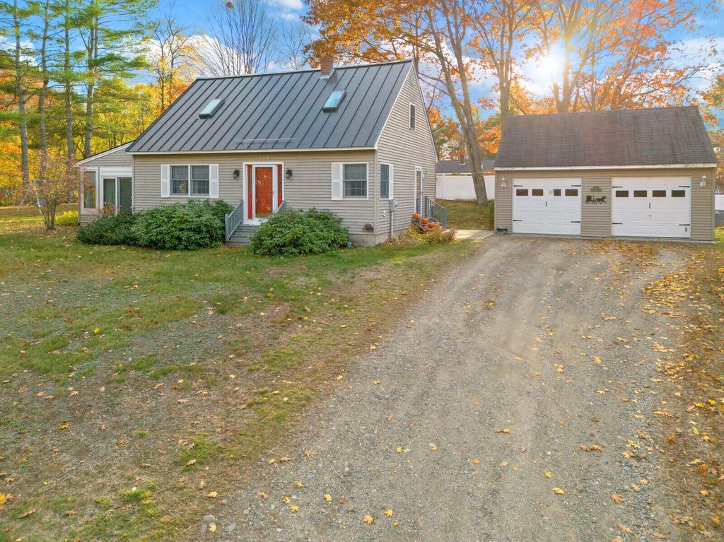 Photo of 137 Barlen Street, Farmington, ME 04938 (MLS # 1657898)