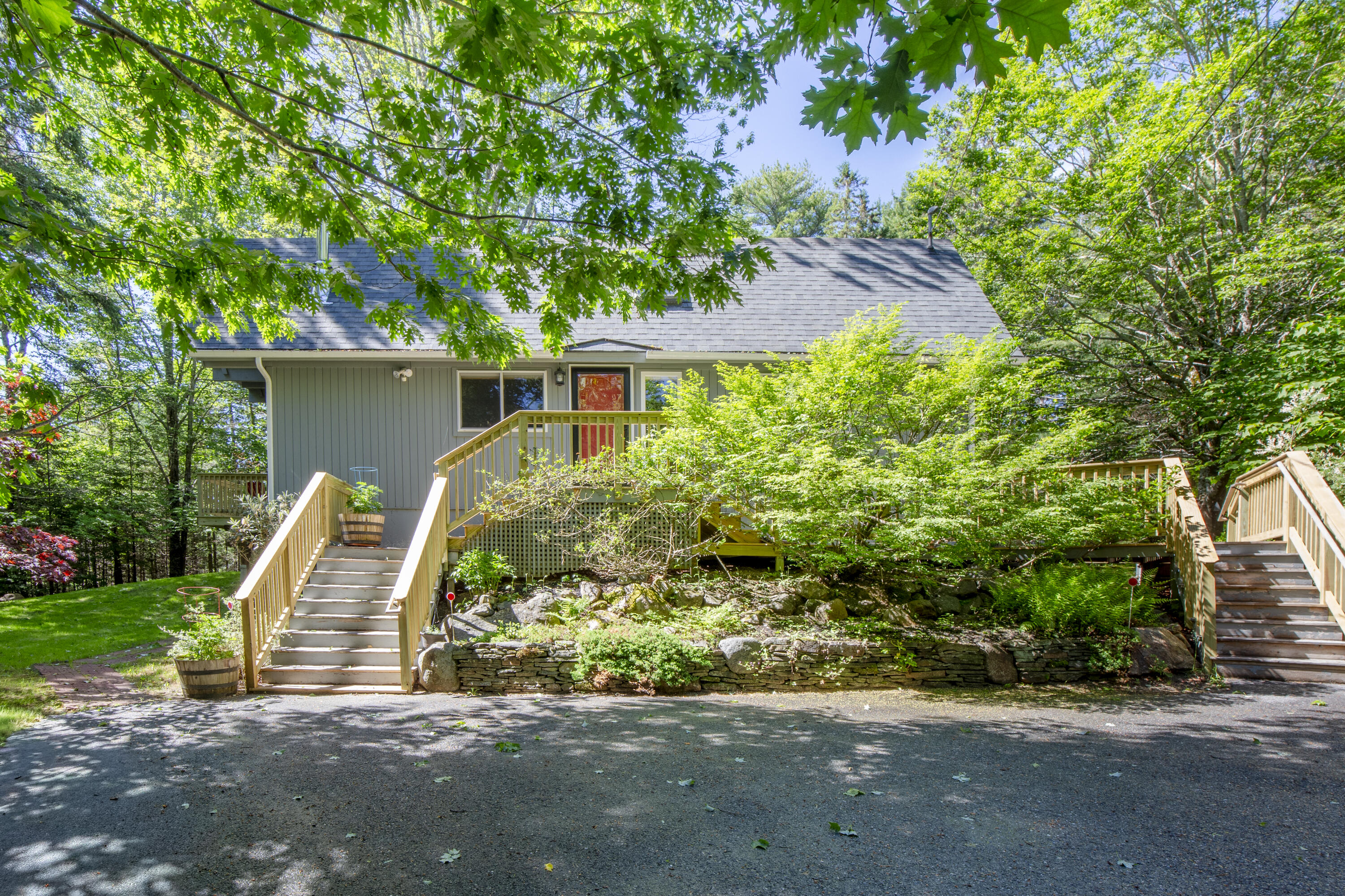12 Pretty Marsh Road