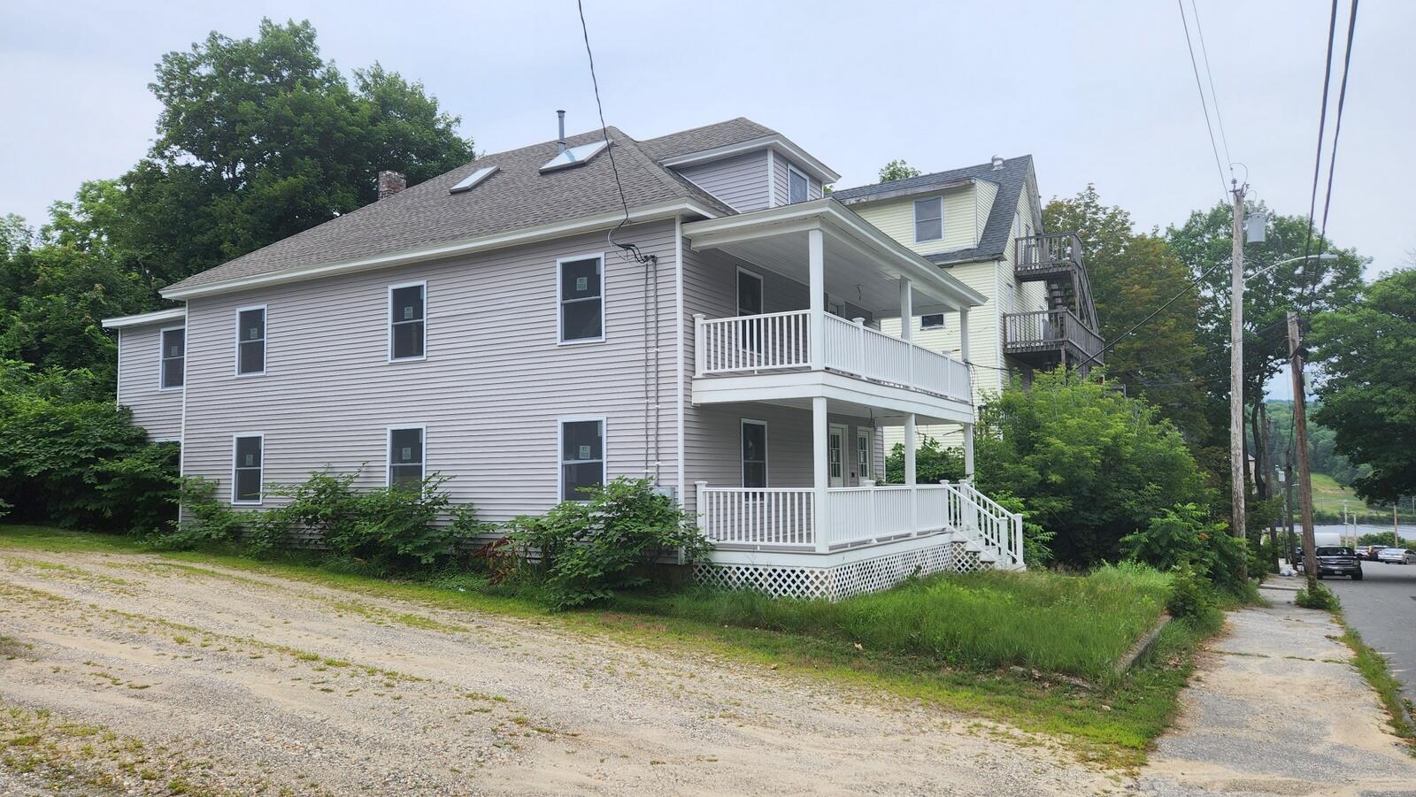 11 Church Street