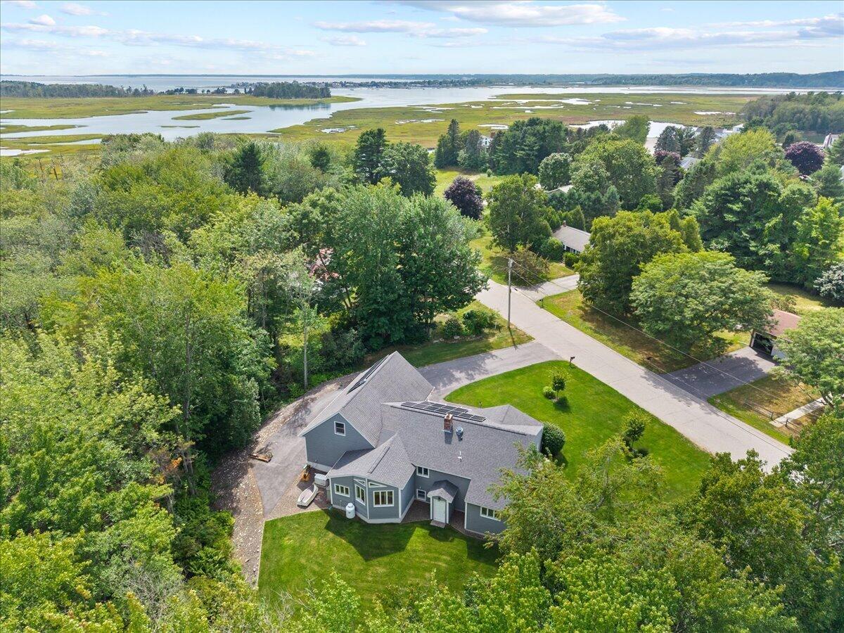 40 Old Neck Road