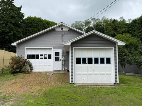 Photo of 20 Flagg Street, Veazie, ME 04401 (MLS # 1668595)