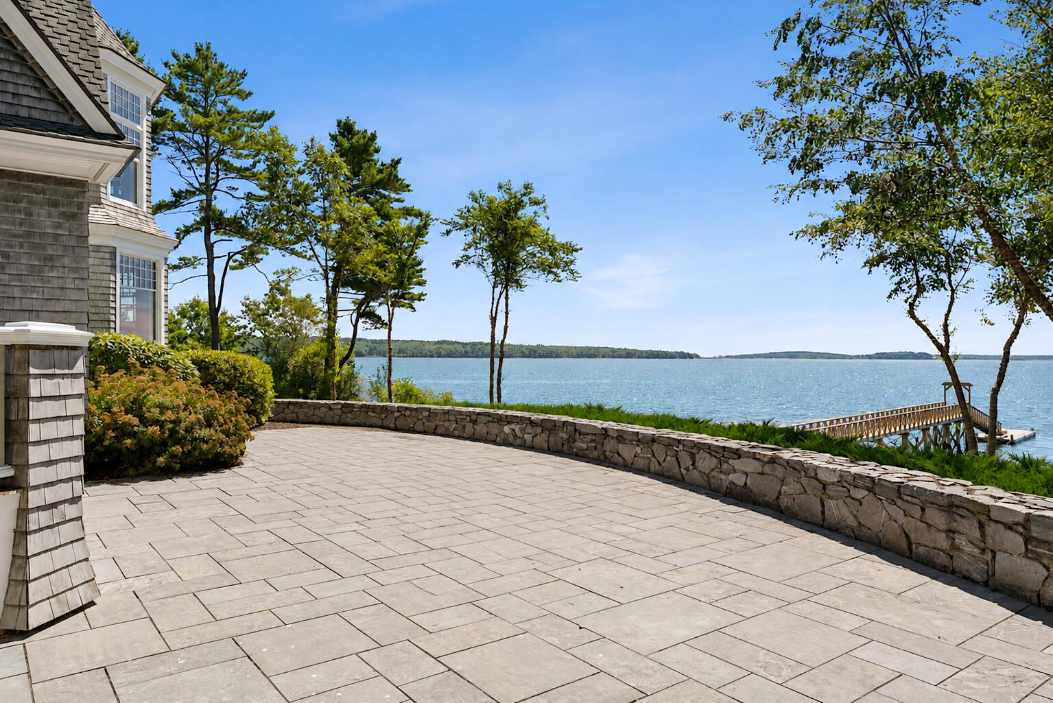 92 Spruce Point Road