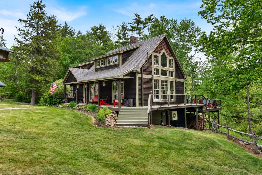 Photo of 10 Cider Hill Road, Sanford, ME 04083 (MLS # 1665933)
