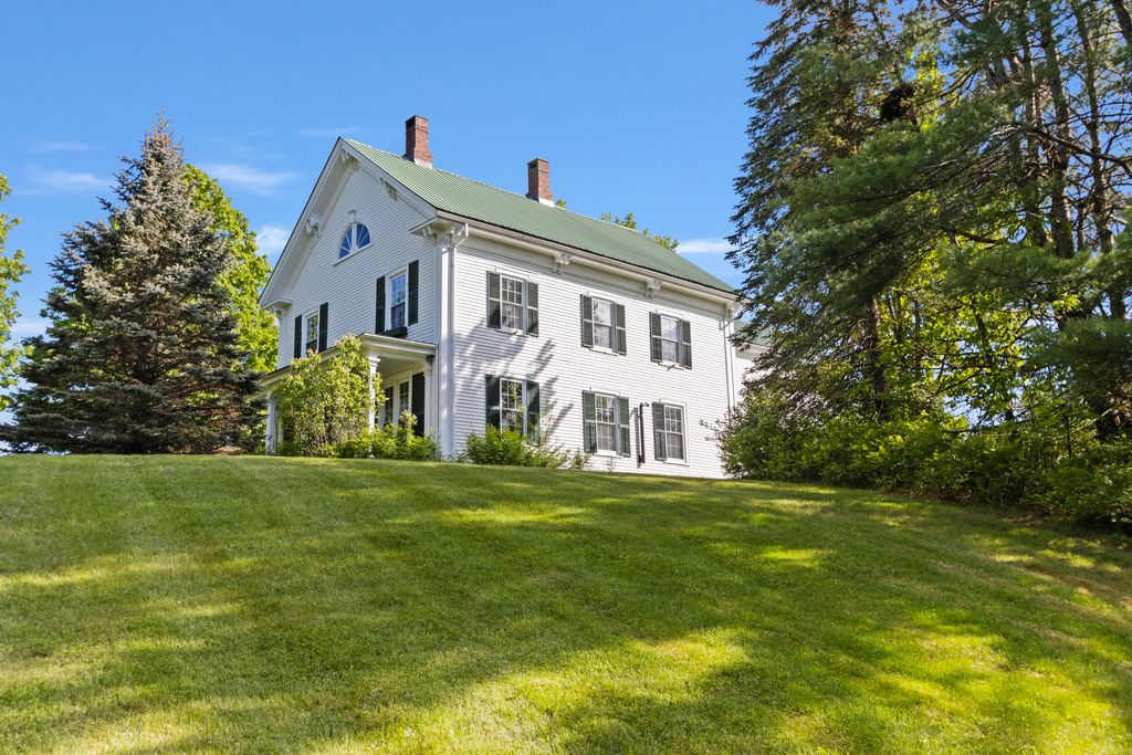 Photo of 434 Main Street, Oxford, ME 04270 (MLS # 1665593)