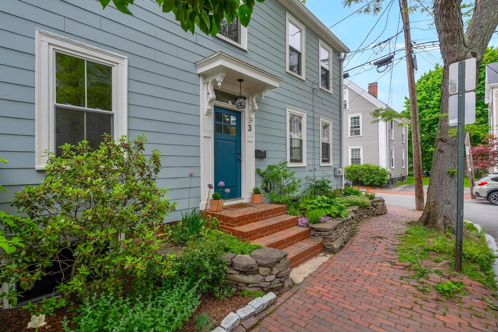 3 Taylor Street
