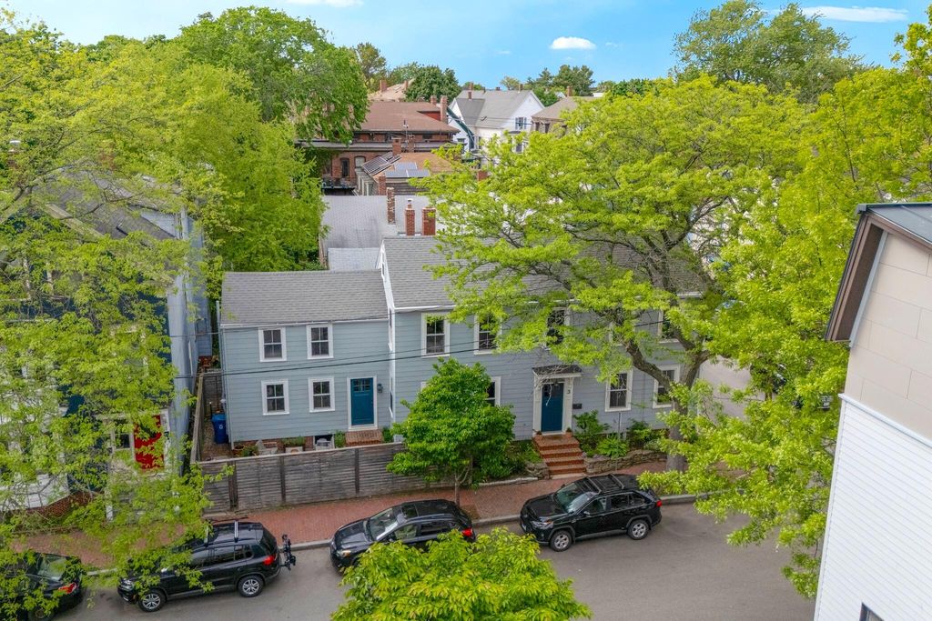 Photo of 3 Taylor Street, Portland, ME 04102 (MLS # 1664614)