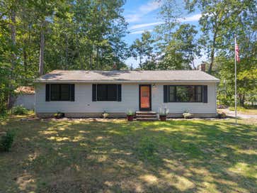 47 Running Brook Road Windham ME 04062