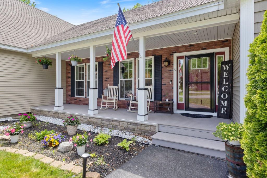 Photo of 6 Stanley Street, Old Orchard Beach, ME 04064 (MLS # 1666255)