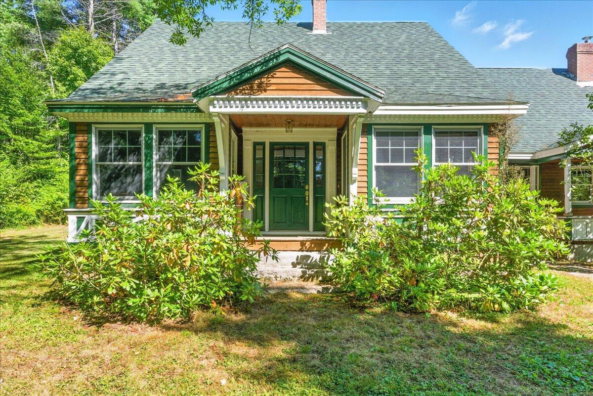 699 N High Street