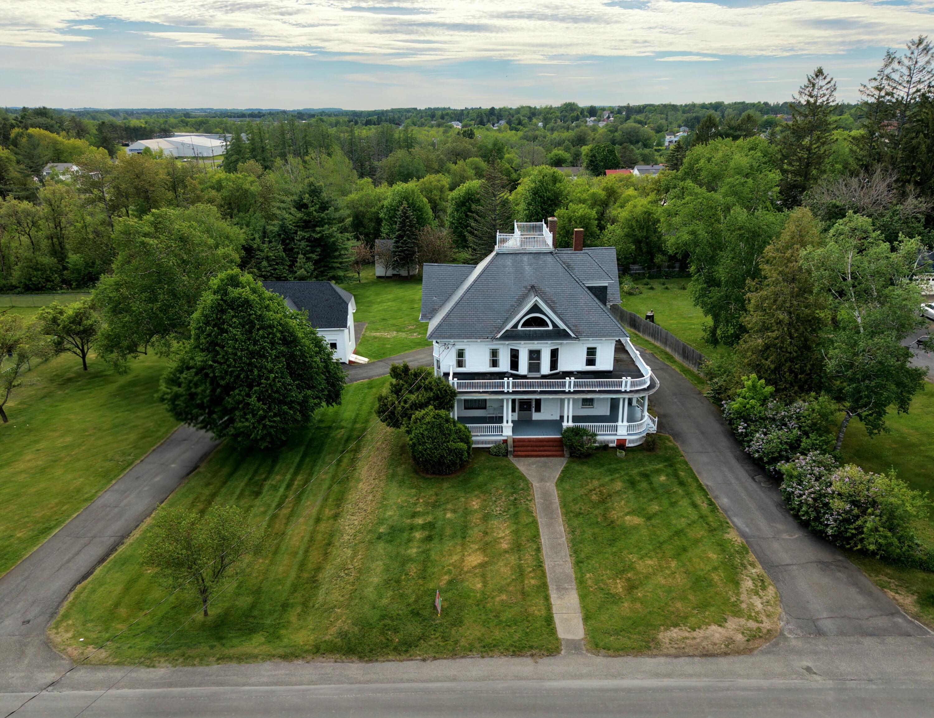 636 Main Street
