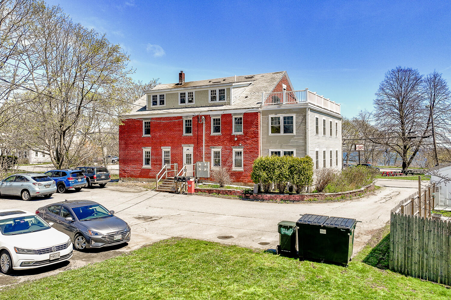 8 N North Main Street