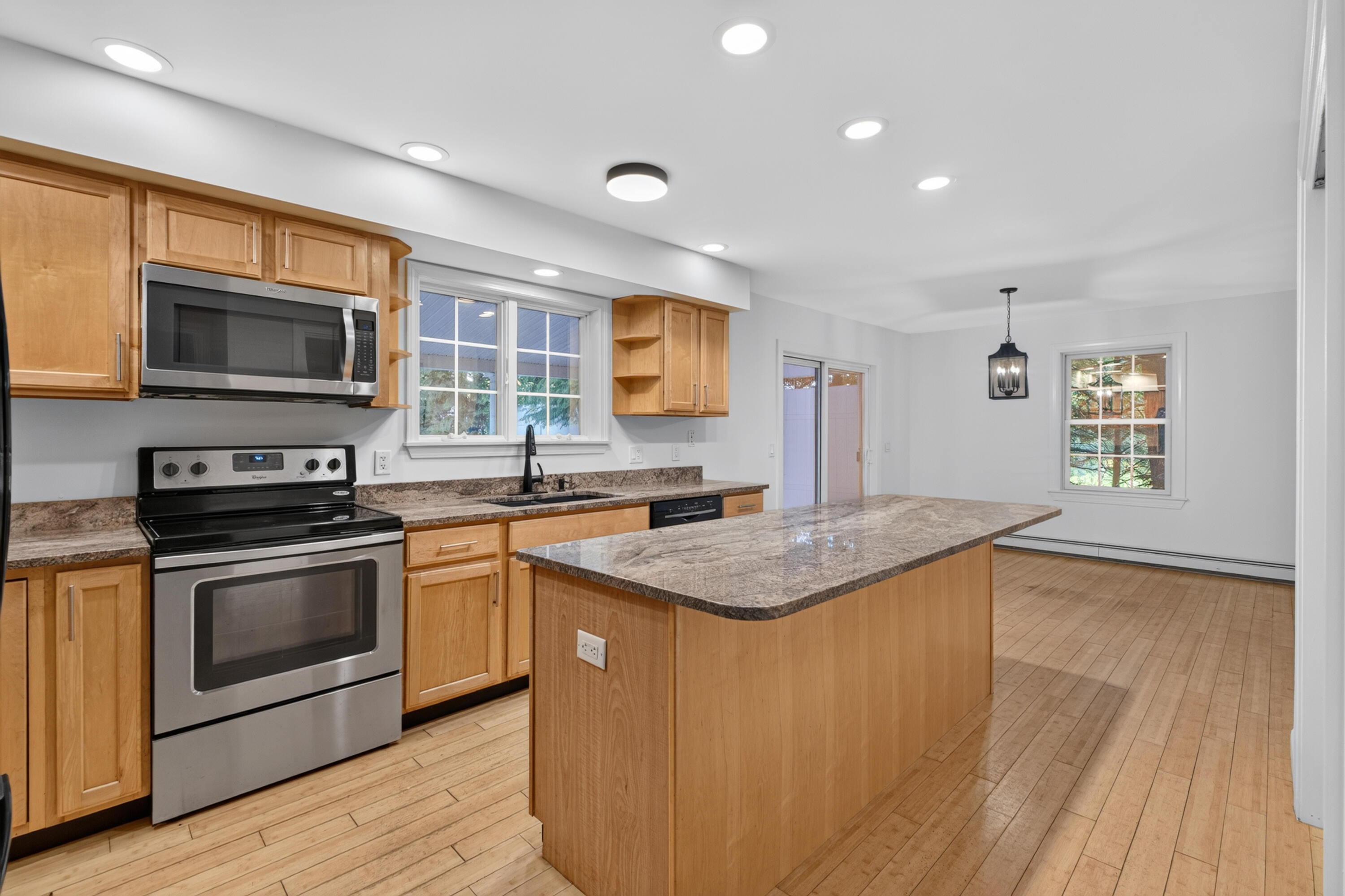 9 Hemlock Drive