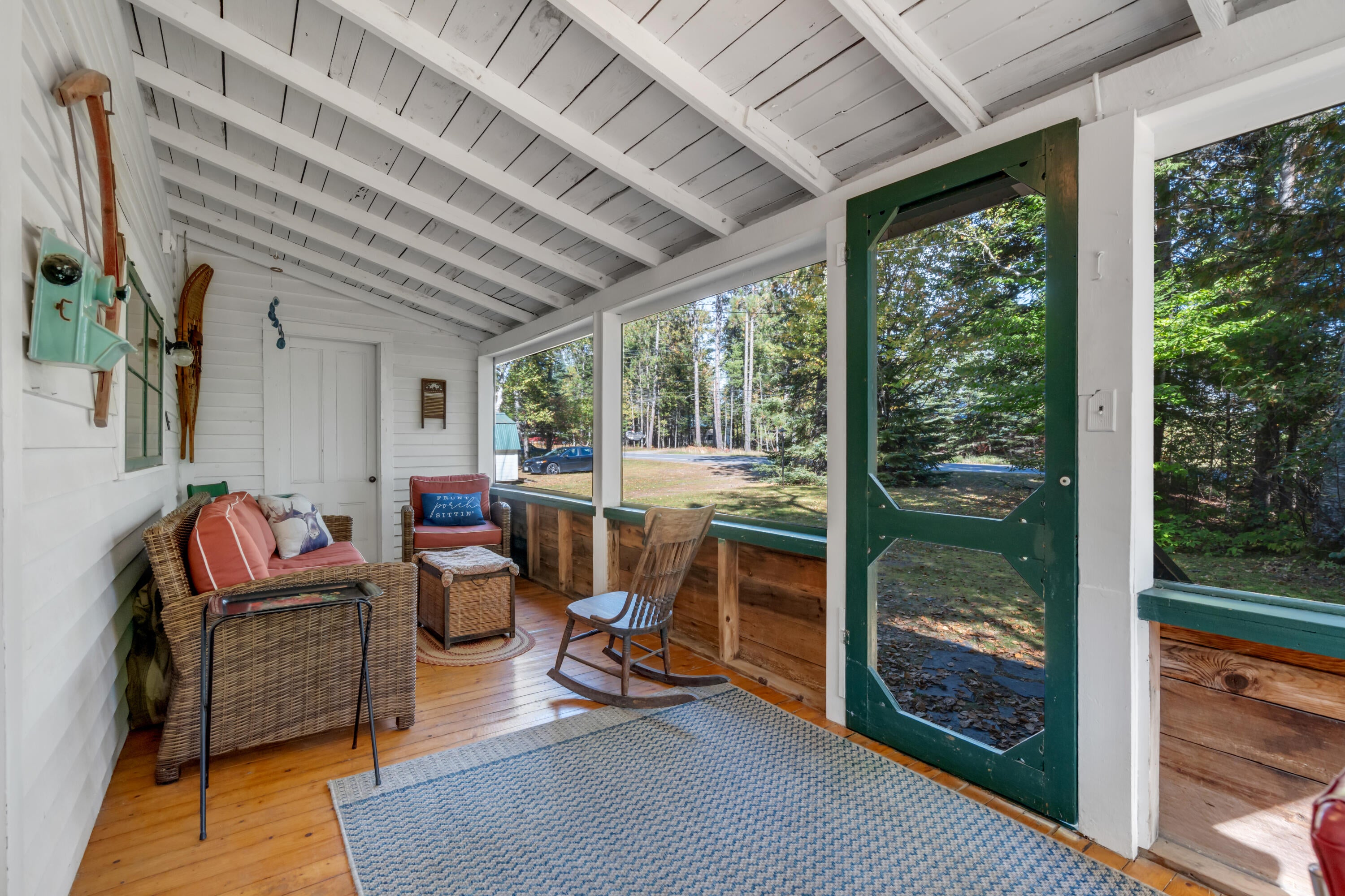 986 Arnold Trail
